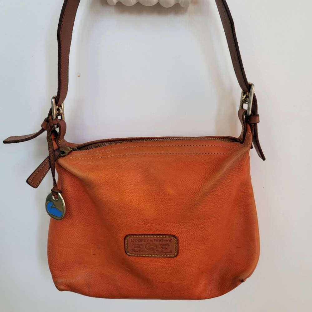 Dooney & Burkey leather shoulder handbag